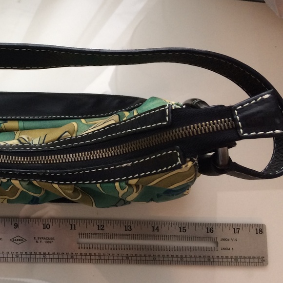 Tommy Bahama Floral Handbag - Picture 6 of 8